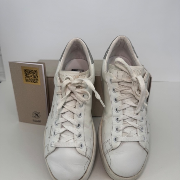 Golden Goose Size 7.5 - Picture 5 of 8